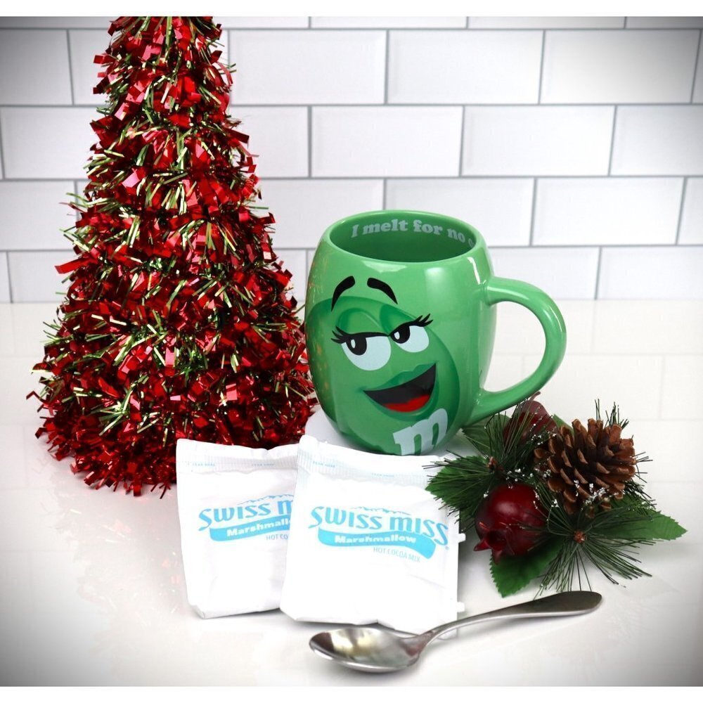 M&M's collectable Green "I Melt for No One" Mug
